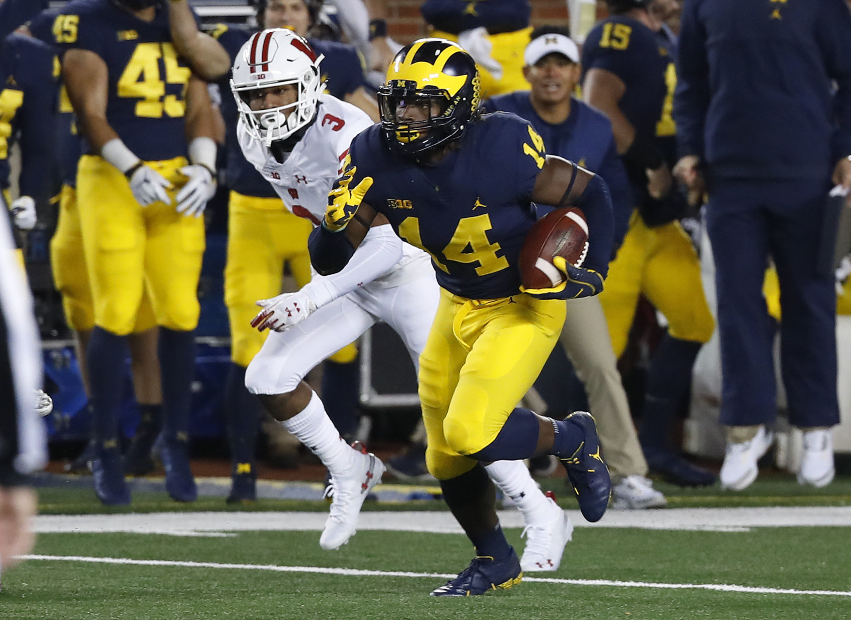 Wolverines 38, Badgers 13